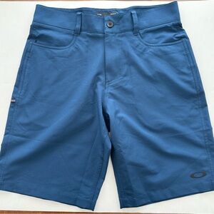 Oakley Dark Blue Shorts Men’s Size 30